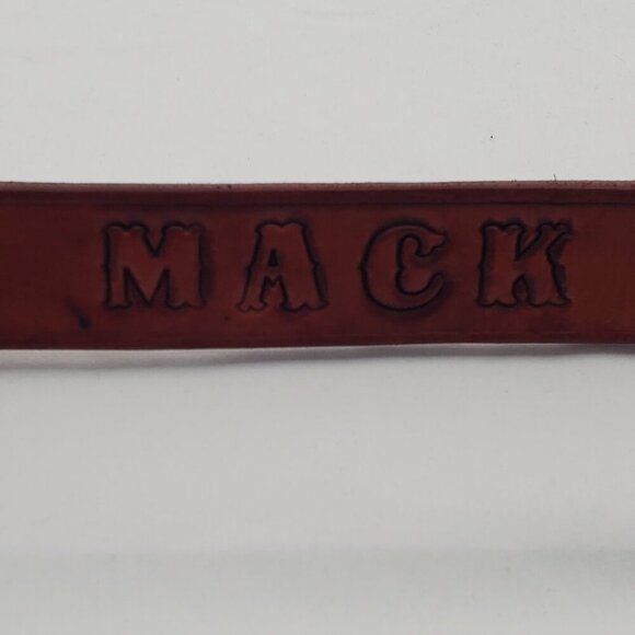 Vintage 1950's Tooled Leather Belt with "MACK" Engraving - size 38 - Picture 3 of 7